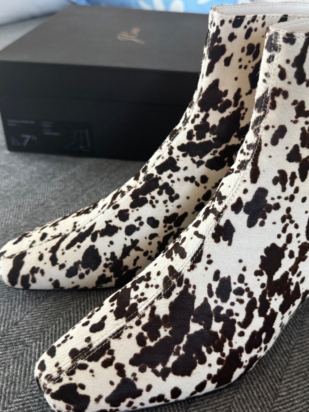 NWT, JCREW HAIR ON HIDE CALF/ BACK ZIP ANKLE BOOTIE, IN FABULOUS SNOW PONY